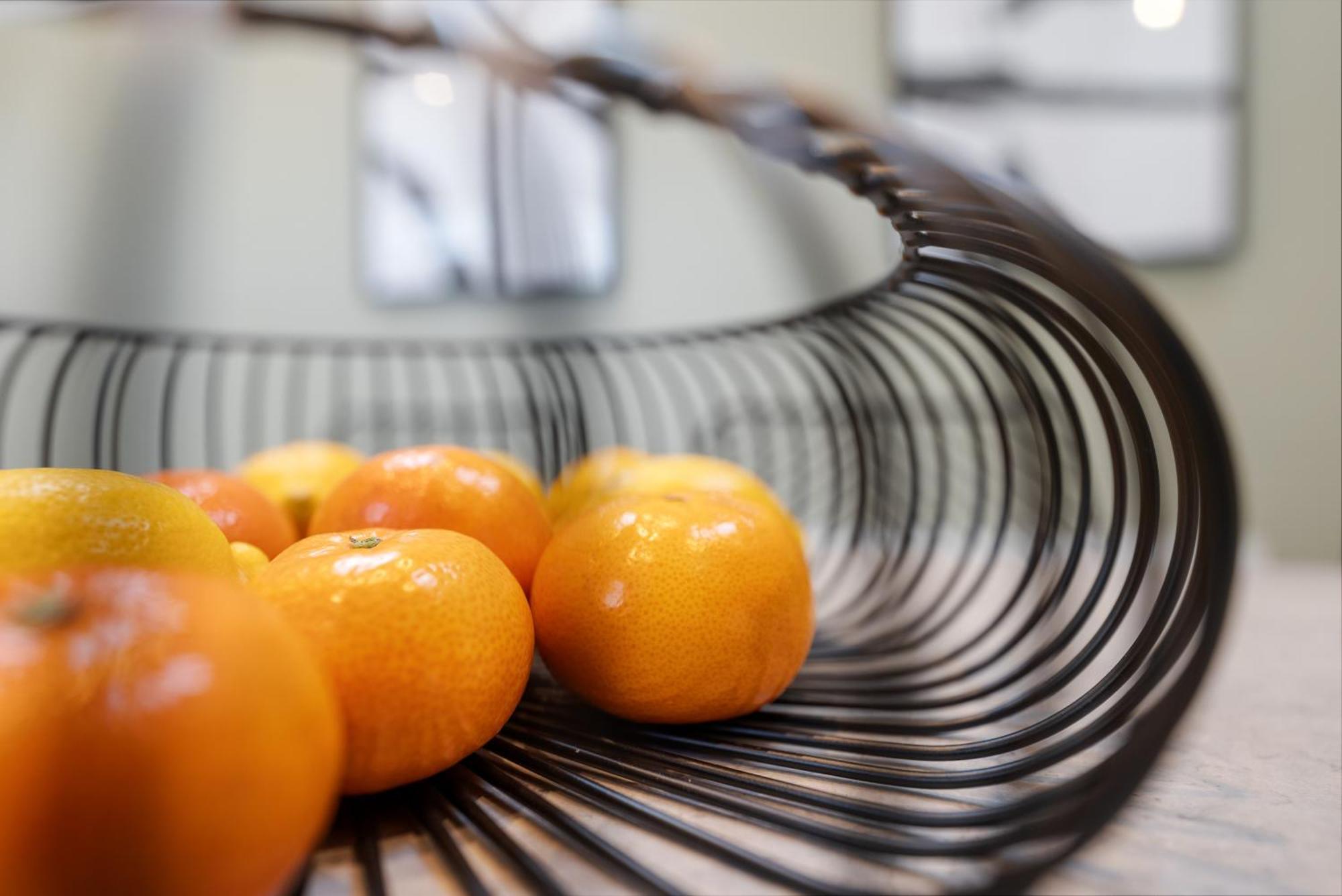 4-Bedroom Stunning Luxe, Spacious & Stylish Design House Bolton, Sleeps 11, With Parking Central Bolton, Links To Manchester, Pet-Friendly, Best For Groups! Work Contractors And Summer Special Offer! - By Blue Puffin Stays Farnworth 外观 照片